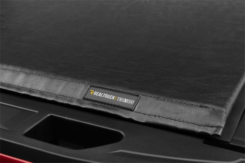 Truxedo 572201 Lo Pro for Select Chevrolet Silverado 1500, GMC Sierra 1500, GMC Sierra HD