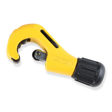 Load image into Gallery viewer, Tubing-Cutter-With-Deburing-Tool-And-Ss