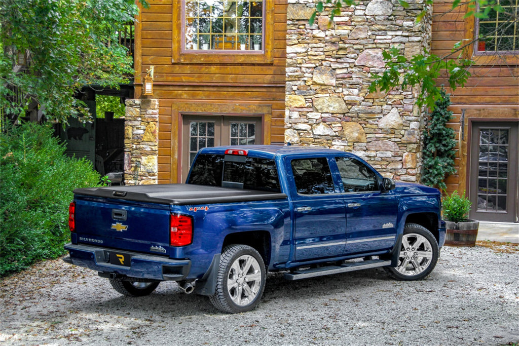 Undercover UC1258 Elite 19 (New Body Style)-26 Silverado 5ft.9in. w/Multi-Flex Tailgate-Blk Txt for Select Chevrolet Silverado