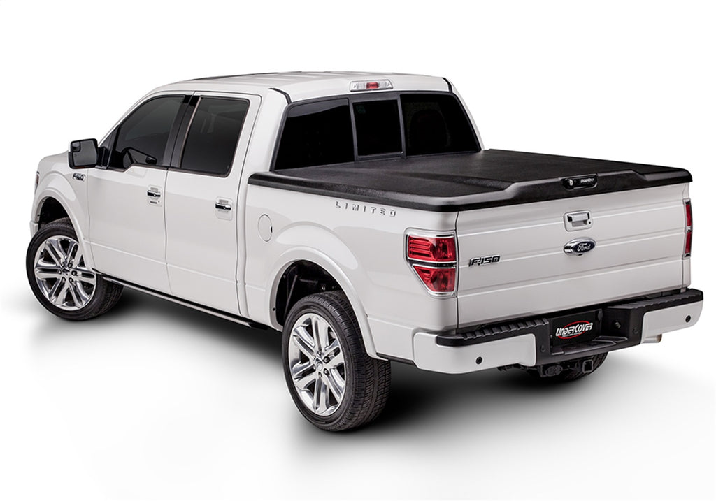 Undercover UC1268 Elite 22-26 Silverado 6ft.7in. w/Multi-Flex Tailgate-Blk Txt for Select Chevrolet Silverado