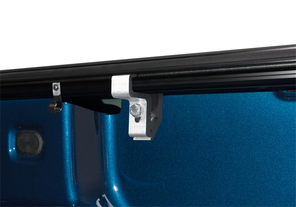 Undercover FX11006 Flex 07-13 Silv/Sierra 5ft.9in. w/out CMS w/Bed Rail Caps for Select Chevrolet Silverado 1500, GMC Sierra
