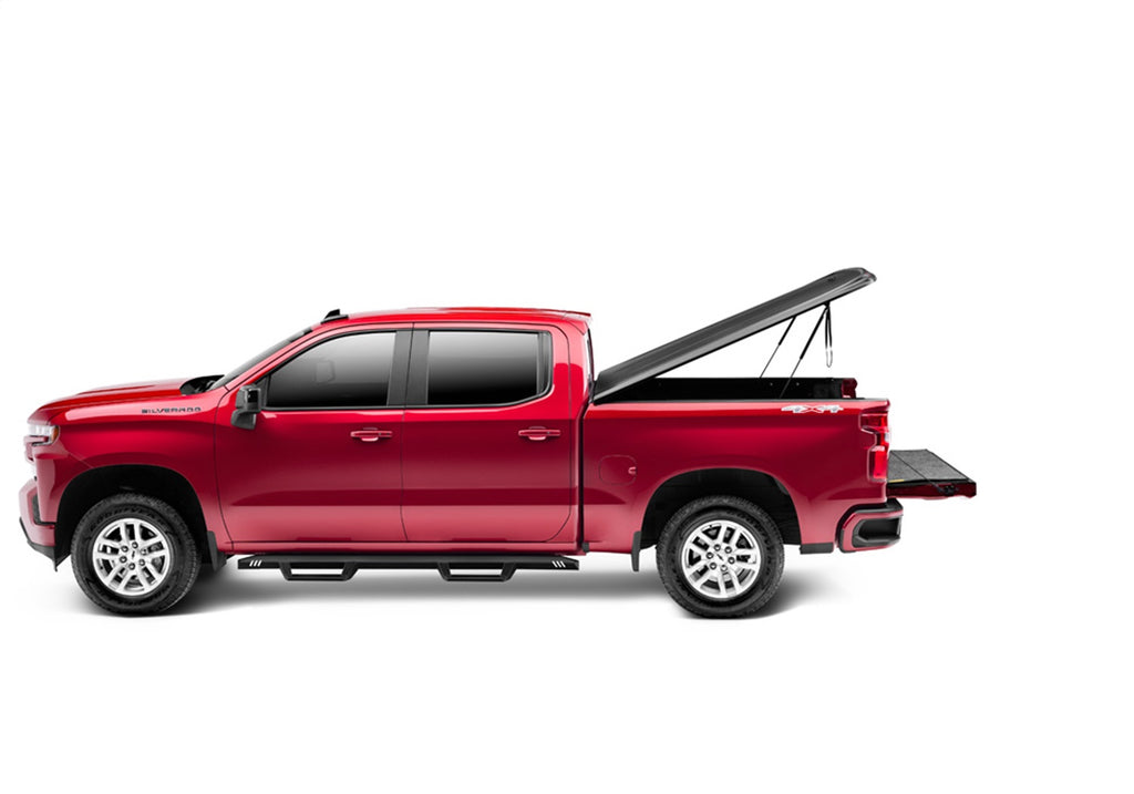 Undercover UC1186 SE 19 (New Body Style)-26 Silverado 1500 6ft.7 w/out Multi-Flex Tailgate-Blk Txt for Select Chevrolet Silverado 1500, Chevrolet Silverado LTD