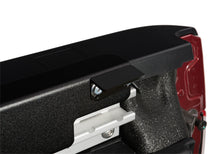 Load image into Gallery viewer, Undercover UC4056 SE 05-15 Tacoma 5ft. w/Deck Rail System for Select Toyota Tacoma