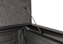 Load image into Gallery viewer, Undercover UX82000 Ultra Flex 17-25 Ridgeline 5ft. for Select Honda Ridgeline