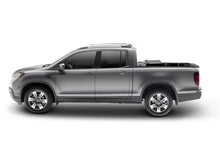 Load image into Gallery viewer, Undercover UX82000 Ultra Flex 17-25 Ridgeline 5ft. for Select Honda Ridgeline
