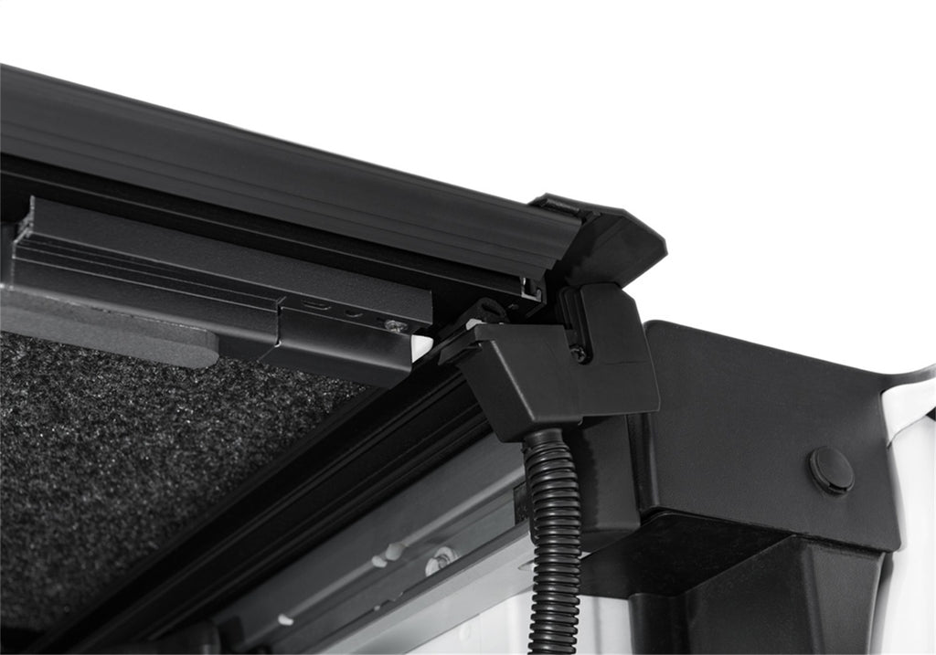 Undercover UX32011 Ultra Flex 19-26 (New Body Style) Ram 5ft.7in. w/RamBox w/out Black Track System for Select Ram
