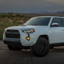Load image into Gallery viewer, ARB V3TO1KASO NACHO SAE Only Amber Plug N Play Fog Light Kit for Select Toyota 4Runner, Toyota Tacoma, Toyota Tundra