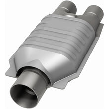 Load image into Gallery viewer, MagnaFlow Exhaust Products 94007 Standard Grade Universal Catalytic Converter for Select Alfa Romeo 164, Alfa Romeo Milano, BMW 325i, BMW 325iX, BMW 325is, BMW 525iT, BMW 528e, BMW 533i, BMW 535i, BMW 633CSi, BMW 635CSi, BMW 733i, BMW 735i, BMW 735iL,