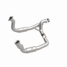 Load image into Gallery viewer, MagnaFlow Exhaust Products 52297 OEM Grade Direct-Fit Catalytic Converter for Select Ford F-250 Super Duty, Ford F-350 Super Duty