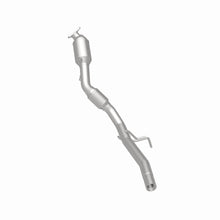 Load image into Gallery viewer, MagnaFlow Exhaust Products 5551411 California CARB Direct-Fit Catalytic Converter for Select Volkswagen Touareg