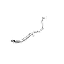 Load image into Gallery viewer, MagnaFlow Exhaust Products 51496 OEM Grade Direct-Fit Catalytic Converter for Select Pontiac Vibe, Toyota Corolla, Toyota Matrix