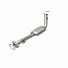 Load image into Gallery viewer, MagnaFlow Exhaust Products 49649 OEM Grade Direct-Fit Catalytic Converter for Select Cadillac Escalade, Cadillac Escalade ESV, Cadillac Escalade EXT, Chevrolet Silverado 1500, Chevrolet Silverado Classic, Chevrolet Suburban 1500, GMC Sierra 1500, GMC