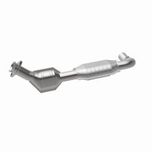 Load image into Gallery viewer, MagnaFlow Exhaust Products 447179 California CARB Direct-Fit Catalytic Converter for Select Ford E-150 Econoline, Ford E-150 Econoline Club Wagon, Ford E-250 Econoline