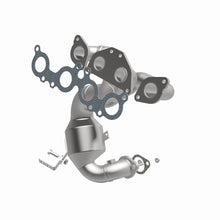 Load image into Gallery viewer, MagnaFlow Exhaust Products 51863 OEM Grade Manifold Catalytic Converter for Select Volvo XC90