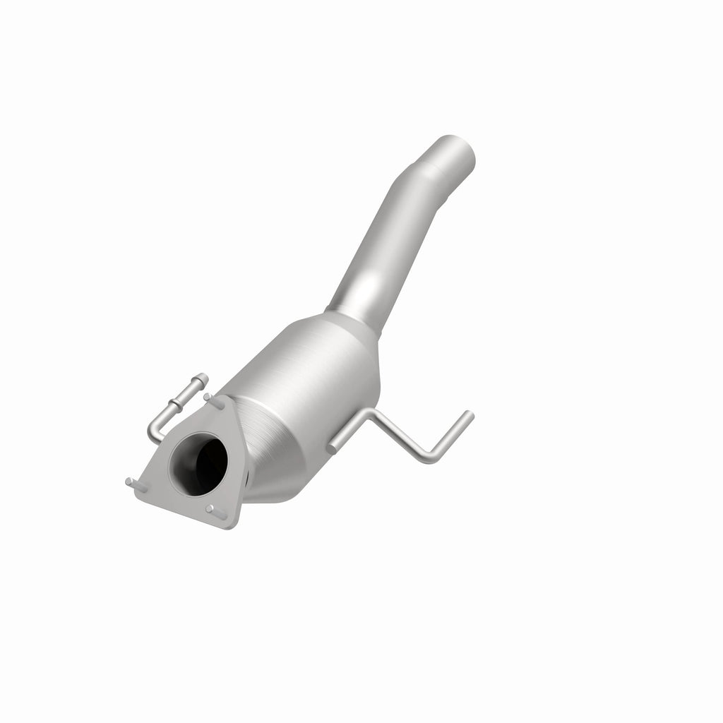 MagnaFlow Exhaust Products 24186 HM Grade Direct-Fit Catalytic Converter for Select Volkswagen Touareg