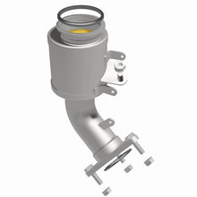 Load image into Gallery viewer, MagnaFlow Exhaust Products 280412 OEM Grade Direct-Fit Catalytic Converter for Select INFINITI Q50, INFINITI Q60