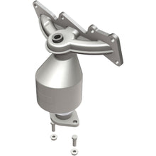 Load image into Gallery viewer, MagnaFlow Exhaust Products 51855 OEM Grade Manifold Catalytic Converter for Select Hyundai Azera, Hyundai Entourage, Hyundai Sonata, Kia Sedona