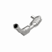 Load image into Gallery viewer, MagnaFlow Exhaust Products 51171 OEM Grade Direct-Fit Catalytic Converter for Select Ford Expedition, Ford F-150, Ford F-150 Heritage