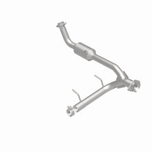 Load image into Gallery viewer, MagnaFlow Exhaust Products 52508 OEM Grade Direct-Fit Catalytic Converter for Select Lincoln Navigator