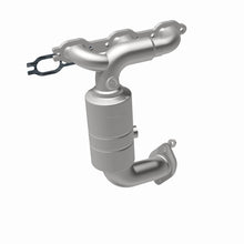 Load image into Gallery viewer, MagnaFlow Exhaust Products 51394 OEM Grade Manifold Catalytic Converter for Select Chrysler Pacifica, Chrysler Sebring, Chrysler Town &amp; Country, Dodge Avenger, Dodge Grand Caravan, Dodge Journey, Volkswagen Routan