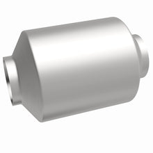 Load image into Gallery viewer, MagnaFlow Exhaust Products 444504 California CARB Universal Catalytic Converter for Select Ford Thunderbird, Jeep Cherokee, Lexus RX300, Lincoln LS, Mitsubishi Eclipse, Mitsubishi Galant, Saturn LS2, Saturn LW2, Subaru Forester, Subaru Impreza, Subaru