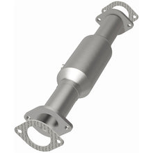 Load image into Gallery viewer, MagnaFlow Exhaust Products 3391352 California CARB Direct-Fit Catalytic Converter for Select Ford Bronco II, Ford Ranger
