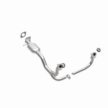 Load image into Gallery viewer, MagnaFlow Exhaust Products 23628 HM Grade Direct-Fit Catalytic Converter for Select Chevrolet Blazer, GMC Jimmy