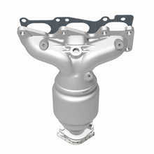 Load image into Gallery viewer, MagnaFlow Exhaust Products 5531089 California CARB Manifold Catalytic Converter for Select Hyundai Santa Fe, Kia Sorento