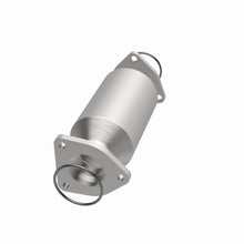 Load image into Gallery viewer, MagnaFlow Exhaust Products 5571683 California CARB Direct-Fit Catalytic Converter for Select Acura TL, Honda Accord