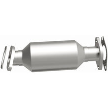 Load image into Gallery viewer, MagnaFlow Exhaust Products 5592863 California CARB Direct-Fit Catalytic Converter for Select Hyundai Santa Fe, Kia Sorento
