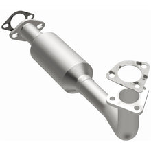 Load image into Gallery viewer, MagnaFlow Exhaust Products 52050 OEM Grade Direct-Fit Catalytic Converter for Select Kia Sportage