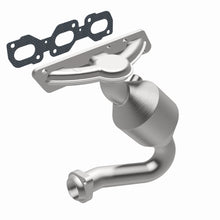 Load image into Gallery viewer, MagnaFlow Exhaust Products 452007 California CARB Manifold Catalytic Converter for Select Mercury Cougar