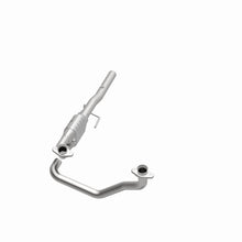 Load image into Gallery viewer, MagnaFlow Exhaust Products 3391285 California CARB Direct-Fit Catalytic Converter for Select Dodge Ram 1500, Dodge Ram