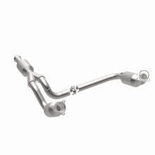 Load image into Gallery viewer, MagnaFlow Exhaust Products 5582578 California CARB Direct-Fit Catalytic Converter for Select Chevrolet Avalanche, Chevrolet Silverado 1500, Chevrolet Suburban 1500, Chevrolet Tahoe, GMC Sierra 1500, GMC Yukon, GMC Yukon XL