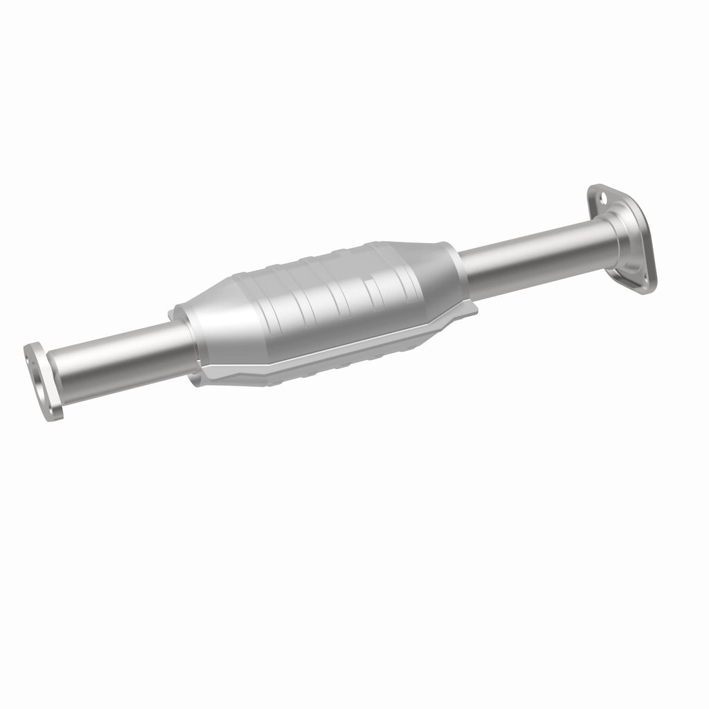 MagnaFlow Exhaust Products 49570 OEM Grade Direct-Fit Catalytic Converter for Select Mitsubishi Montero Sport