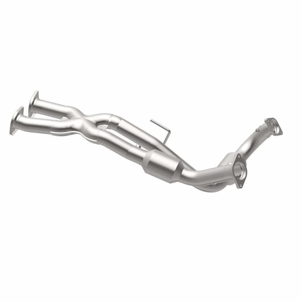 MagnaFlow Exhaust Products 49046 OEM Grade Direct-Fit Catalytic Converter for Select Jeep Grand Cherokee