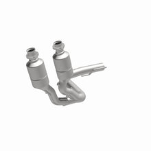 Load image into Gallery viewer, MagnaFlow Exhaust Products 24507 HM Grade Direct-Fit Catalytic Converter for Select Jeep Grand Cherokee