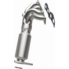 Load image into Gallery viewer, MagnaFlow Exhaust Products 51596 OEM Grade Manifold Catalytic Converter for Select Nissan Frontier, Suzuki Equator