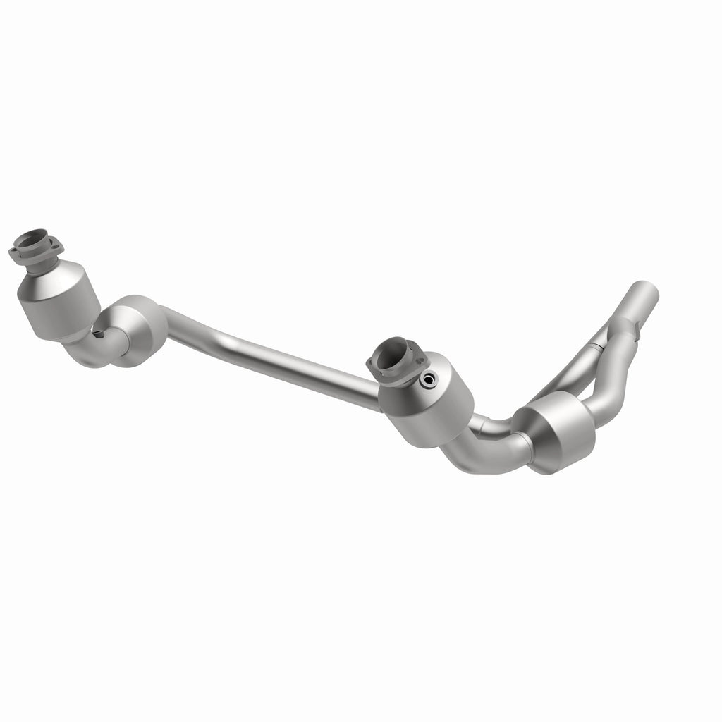 MagnaFlow Exhaust Products 49689 OEM Grade Direct-Fit Catalytic Converter for Select Jeep Wrangler