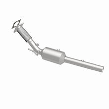 Load image into Gallery viewer, MagnaFlow Exhaust Products 5561377 California CARB Direct-Fit Catalytic Converter for Select Volkswagen Beetle