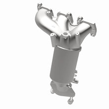 Load image into Gallery viewer, MagnaFlow Exhaust Products 51218 OEM Grade Manifold Catalytic Converter for Select Ford Edge, Ford Explorer, Ford Flex, Ford Police Interceptor Sedan, Ford Police Interceptor Utility, Ford Taurus, Lincoln Continental, Lincoln MKS, Lincoln MKT, Lincoln