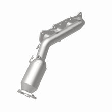 Load image into Gallery viewer, MagnaFlow Exhaust Products 22-093 OEM Grade Manifold Catalytic Converter for Select Hyundai Equus, Hyundai Genesis, Kia K900