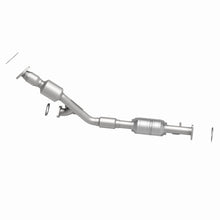 Load image into Gallery viewer, MagnaFlow Exhaust Products 51391 OEM Grade Direct-Fit Catalytic Converter for Select Saturn Vue