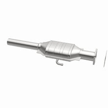 Load image into Gallery viewer, MagnaFlow Exhaust Products 23224 Standard Grade Direct-Fit Catalytic Converter for Select Jeep Cherokee, Jeep Comanche, Jeep Wagoneer