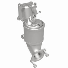 Load image into Gallery viewer, MagnaFlow Exhaust Products 290133 OEM Grade Manifold Catalytic Converter for Select Hyundai Santa Cruz, Hyundai Tucson, Kia Sorento, Kia Sportage