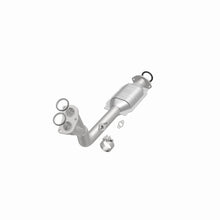 Load image into Gallery viewer, MagnaFlow Exhaust Products 24286 HM Grade Direct-Fit Catalytic Converter for Select Toyota 4Runner