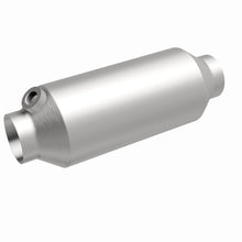 Load image into Gallery viewer, MagnaFlow Exhaust Products 3322035 California CARB Universal Catalytic Converter for Select Audi 100, Audi 200, Audi 80, Audi 90, Mercury Cougar, Nissan 200SX, Volkswagen Corrado, Volkswagen Golf, Volkswagen Jetta, Volkswagen Passat, Volkswagen Quantum