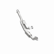 Load image into Gallery viewer, MagnaFlow Exhaust Products 5561676 California CARB Direct-Fit Catalytic Converter for Select Ford Ranger, Mazda B3000
