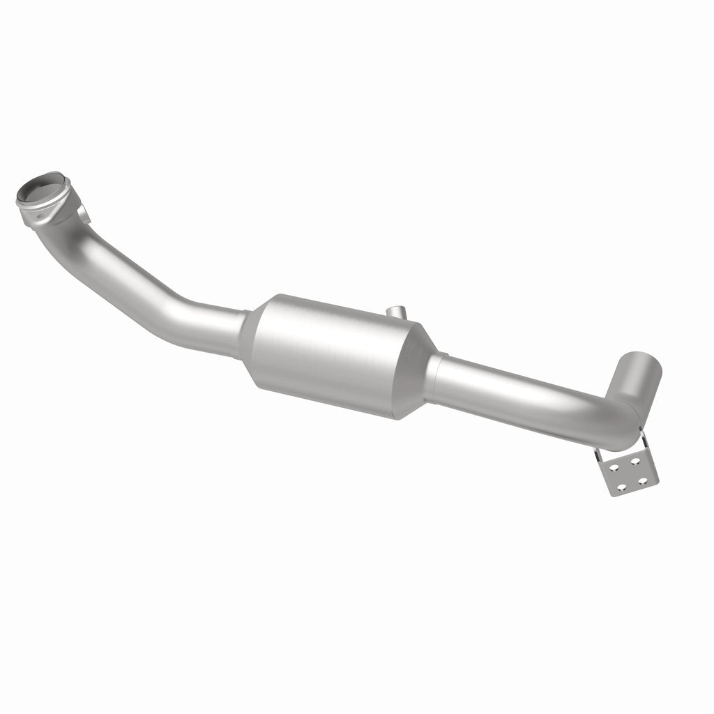 MagnaFlow Exhaust Products 4451166 California CARB Direct-Fit Catalytic Converter for Select Lincoln Navigator