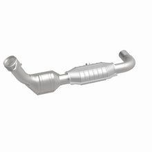 Load image into Gallery viewer, MagnaFlow Exhaust Products 93625 HM Grade Direct-Fit Catalytic Converter for Select Ford Expedition